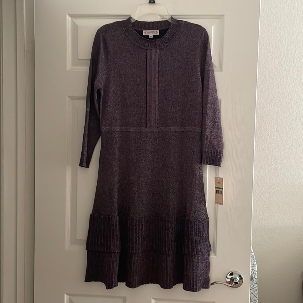 Beautiful Nannette Lepore Dress, Good for work, dinners or over’s occasion.